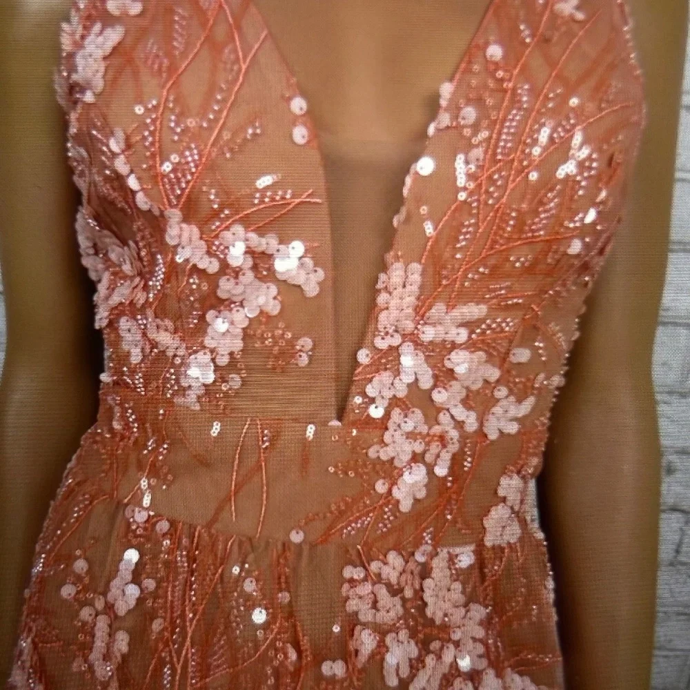 Dress the population black label. Brand new with tags. Coral beaded gown. Size s - Picture 4 of 7